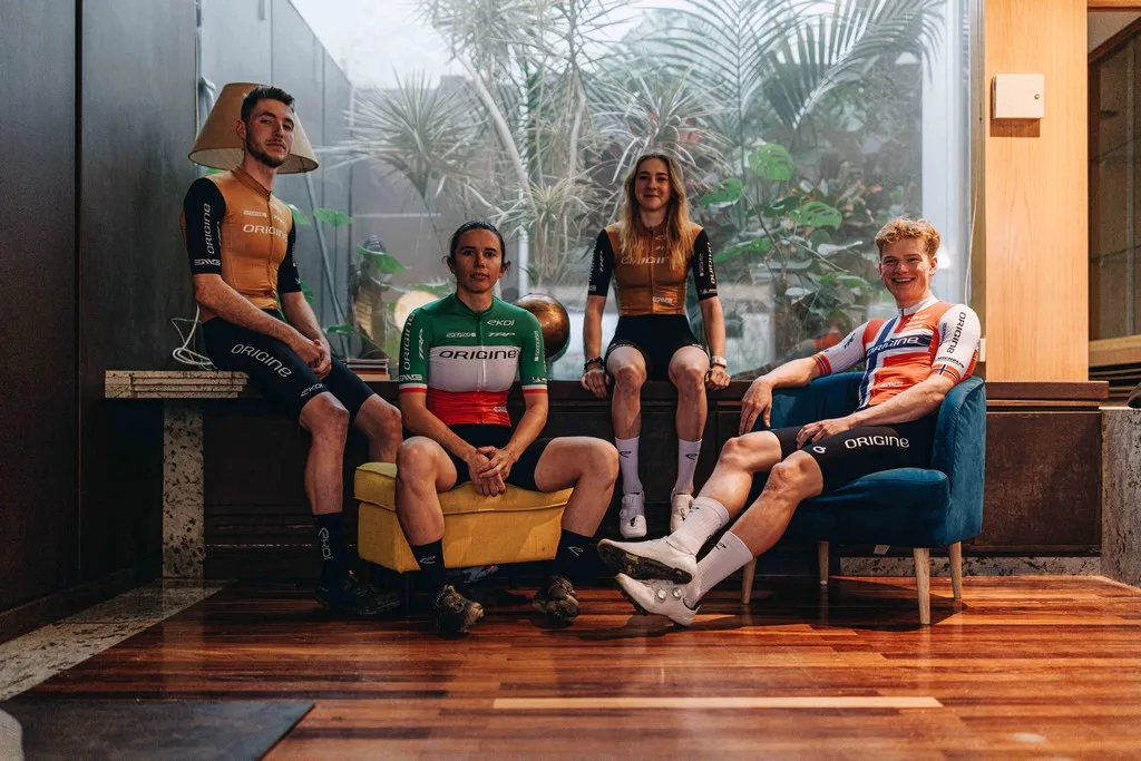EKOI Origine Racing Division Team Kit