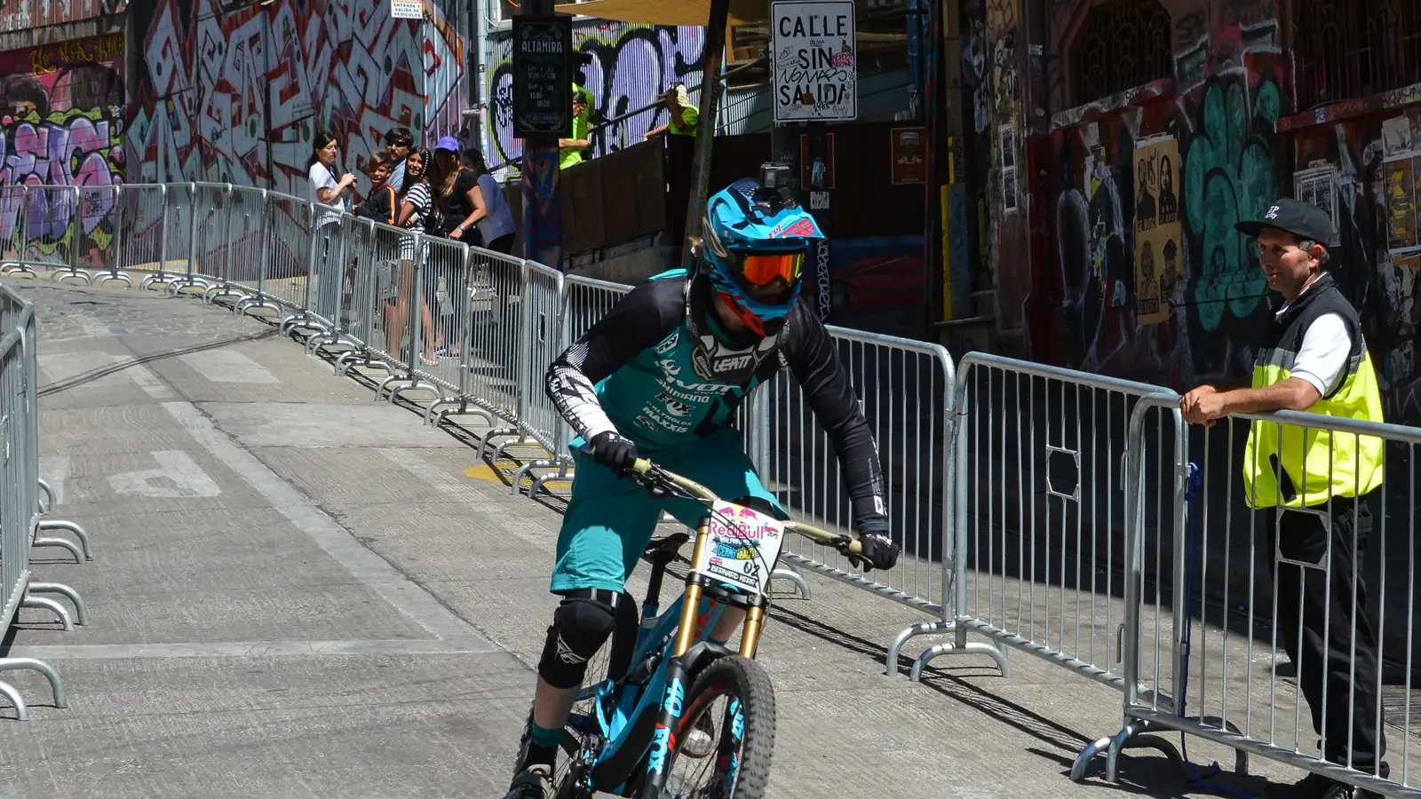 Bernard Kerr — Valparaíso Cerro Abajo 2018 · Urban DH
